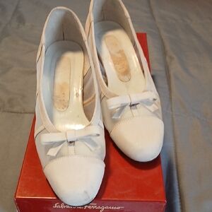 Salvatore Ferragamo White Bow Cap-Toe Flats